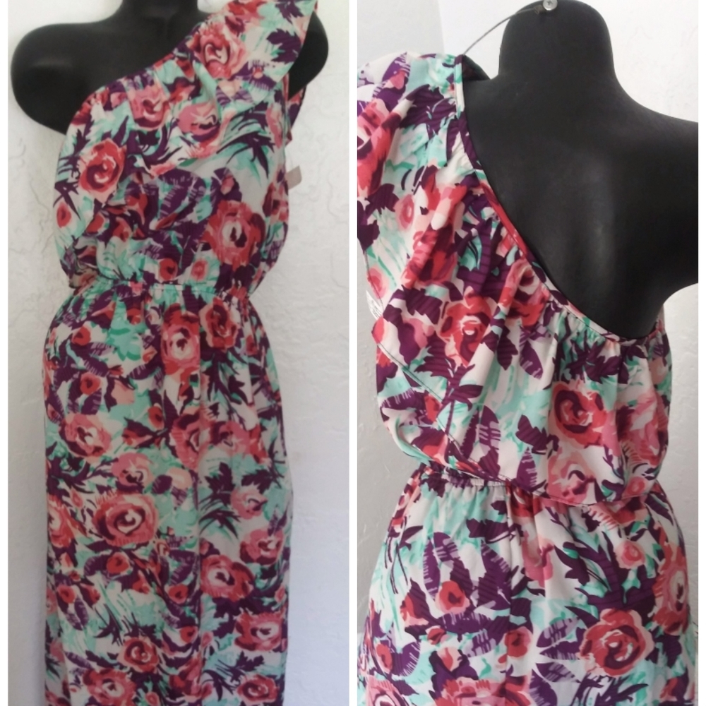 Small Genie Benini Floral one shoulder maxi dress